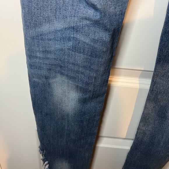 Hannah-Distressed Skinny jeans size 12 - Picture 9 of 12